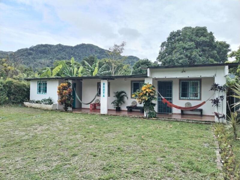 Casa Hostal Bouvá Albergue El Valle de Anton Exterior foto